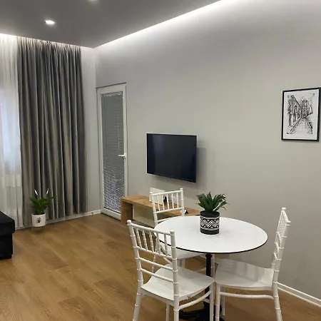 Franci's No2 * Tiran